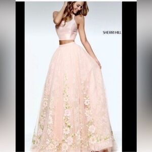 - Sherri Hill  rare dress - Blush Floral Gown 51053  Woman size 10 Retired piece